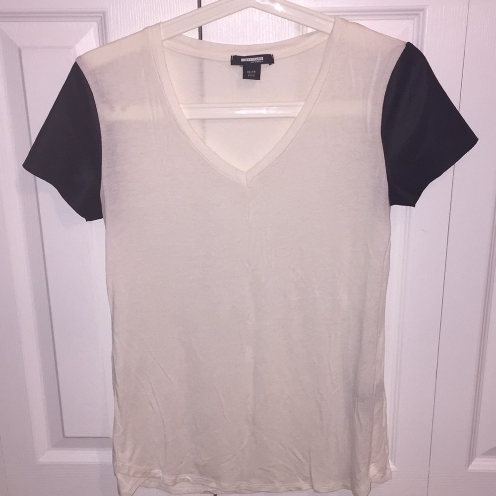 NWOT Jay Manuel t shirt size XS